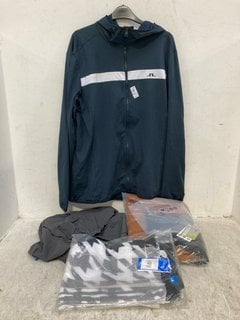 Lot 955  
            Marchington SR12 - Parcel Delivery Only 

                
QTY OF ASSORTED CLOTHING ITEMS TO INCLUDE MENS JL M TECH HOODIE MIDLAYER IN NAVY ...