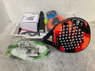 Lot 964  
            Marchington SR12 - Parcel Delivery Only 

                
QTY OF ASSORTED SPORTS ITEMS TO INCLUDE IANNONI PADEL BOARD IN BLACK/RED: LOCATIO...