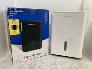 Lot 991  
            Marchington SR12 - Parcel Delivery Only 

                
RUSSELL HOBBS 20 LITRE DEHUMIDIFIER IN LACK TO INCLUDE COMFEE DEHUMIDIFIER IN WHI...