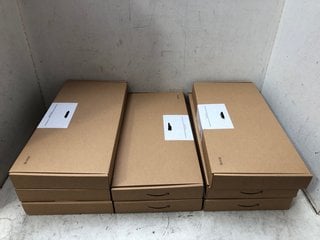 Lot 1019  
            Marchington SR16 - Parcel Delivery Only 

                
BOX OF FULL SIZED WIRELESS KEYBOARD & MOUSE COMBO, 2.4 GHZ USB RECEIVER UK LAYOUT...