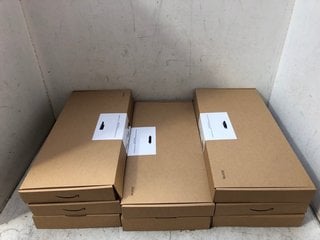 Lot 1020  
            Marchington SR16 - Parcel Delivery Only 

                
BOX OF FULL SIZED WIRELESS KEYBOARD & MOUSE COMBO, 2.4 GHZ USB RECEIVER UK LAYOUT...