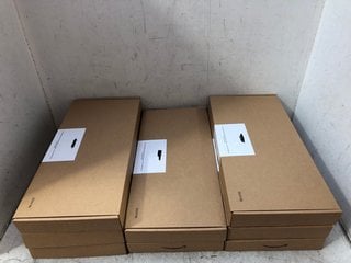 Lot 1030  
            Marchington SR16 - Parcel Delivery Only 

                
BOX OF FULL SIZED WIRELESS KEYBOARD & MOUSE COMBO, 2.4 GHZ USB RECEIVER UK LAYOUT...