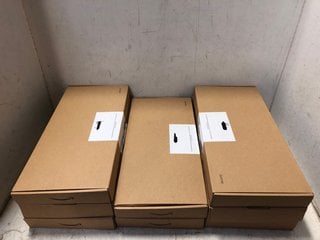 Lot 1047  
            Marchington SR16 - Parcel Delivery Only 

                
BOX OF FULL SIZED WIRELESS KEYBOARD & MOUSE COMBO, 2.4 GHZ USB RECEIVER UK LAYOUT...