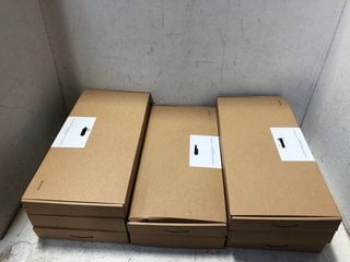 Lot 1048  
            Marchington SR16 - Parcel Delivery Only 

                
BOX OF FULL SIZED WIRELESS KEYBOARD & MOUSE COMBO, 2.4 GHZ USB RECEIVER UK LAYOUT...