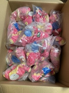 Lot 1063  
            Marchington SR16 - Parcel Delivery Only 

                
QTY OF GODOG DRAGONS CORAL LARGE TOYS: LOCATION - AR4