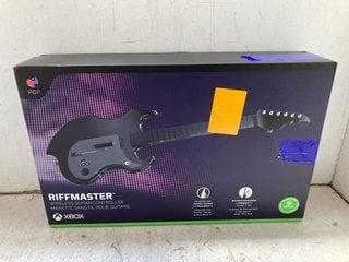 Lot 1117  
            Marchington SR16 - Parcel Delivery Only 

                
XBOX RIFFMASTER WIRELESS GUITAR CONTROLLER: LOCATION - AR9