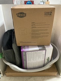 Lot 1248  
            Marchington SR16 - Parcel Delivery Only 

                
QTY OF ASSORTED PET ITEMS TO INCLUDE GIMARSPET FURNITURE PROTECTOR: LOCATION - BR1