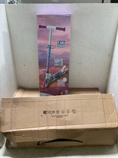 Lot 1253  
            Marchington SR16 - Parcel Delivery Only 

                
CHILDRENS FROZEN SCOOTER TO INCLUDE GLERC CHILDRENS BIKE IN PINK/WHITE: LOCATION ...