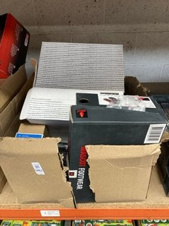 Lot 1463  
            Marchington SR16 - Parcel Delivery Only 

                
QTY OF ASSORTED ITEMS TO INCLUDE MASCOT 2 1/2 CHILDRENS SHOES IN BLACK: LOCATION ...