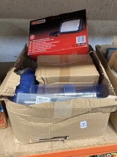 Lot 1464  
            Marchington SR16 - Parcel Delivery Only 

                
QTY OF ASSORTED ITEMS TO INCLUDE PRO LED INSPECTION HAND LAMP: LOCATION - BR17