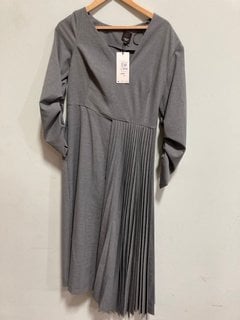 Lot 1056  
            Marchington SR11 - Parcel Delivery Only 

                
JOHN LEWIS X A.W.A.K.E MODE ASYMMETRIC DRESS IN GREY - UK 12 - ORIGINAL RRP £249....