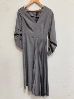 Lot 1112  
            Marchington SR11 - Parcel Delivery Only 

                
JOHN LEWIS X A.W.A.K.E MODE ASYMMETRIC DRESS IN GREY - UK 8 - ORIGINAL RRP £249.0...