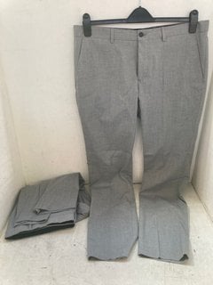 Lot 1131  
            Marchington SR11 - Parcel Delivery Only 

                
2 X SELECTED HOMME MYLO LOGAN TROUSERS IN GREY - UK 38R - COMBINED ORIGINAL RRP £...