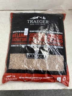 Lot 1134  
            Marchington SR11 - Parcel Delivery Only 

                
PACK OF TRAEGER PREMIUM HARDWOOD PELLETS: LOCATION - BR7
