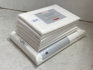 Lot 1138  
            Marchington SR11 - Parcel Delivery Only 

                
QTY OF JOHN LEWIS & PARTNERS EGYPTIAN COTTON PILLOWCASES IN WHITE TO ALSO INCLUDE...