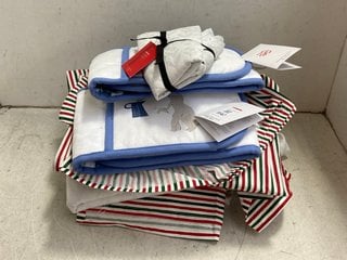 Lot 1142  
            Marchington SR11 - Parcel Delivery Only 

                
QTY OF ASSORTED JOHN LEWIS & PARTNERS HOUSEHOLD ITEMS TO INCLUDE CAT & DOG DOUBLE...