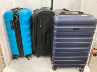 Lot 1311  
            Marchington SR11 - Parcel Delivery Only 

                
4 X ASSORTED JOHN LEWIS & PARTNERS SUITCASES TO INCLUDE CABIN SIZE HARD SHELL WHE...