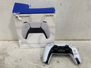 Lot 1317  
            Marchington SR11 - Parcel Delivery Only 

                
2 X SONY PLAYSTATION 5 DUAL SENSE WIRELESS CONTROLLERS IN WHITE: LOCATION - C6T