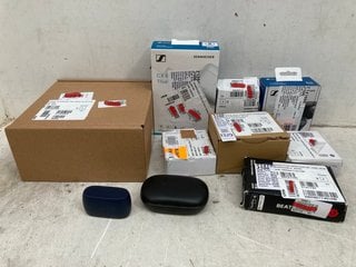 Lot 1329  
            Marchington SR11 - Parcel Delivery Only 

                
QTY OF ASSORTED TECH ITEMS TO INCLUDE BEATS SOLO EARBUDS IN BLACK: LOCATION - C6T