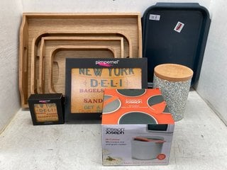 Lot 1361  
            Marchington SR11 - Parcel Delivery Only 

                
QTY OF ASSORTED HOUSEHOLD ITEMS TO INCLUDE JOSEPH JOSEPH M-CUISINE MICROWAVE RICE...