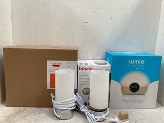 Lot 1377  
            Marchington SR11 - Parcel Delivery Only 

                
4 X ASSORTED HOUSEHOLD ITEMS TO INCLUDE LUMIE SPARK 100 BODY CLOCK: LOCATION - C7T