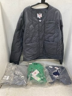 Lot 1403  
            Marchington SR11 - Parcel Delivery Only 

                
4 X ASSORTED CLOTHING ITEMS TO INCLUDE ROMA RIB LOUNGE PJ SET IN GREY - UK 12: LO...