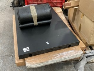 Lot 108  
            Marchington SR16 - Delivery or Collection 

                
PALLET OF ASSORTED HOUSEHOLD ITEMS TO INCLUDE KOSY KOALA GLASS DINING TABLE TOP I...