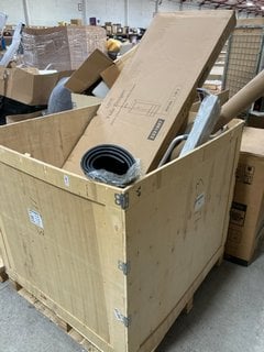 Lot 11  
            Marchington SR16 - Delivery or Collection 

                
PALLET OF ASSORTED ITEMS TO INCLUDE VIDA DESIGNS GLINTON 2 DOOR WARDROBE WITH DRA...