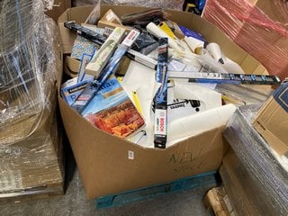 Lot 147  
            Marchington SR16 - Delivery or Collection 

                
PALLET OF ASSORTED ITEMS TO INCLUDE BOSCH AEROTWIN AR550 U WINDOW WIPERS: LOCATIO...