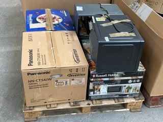 Lot 157  
            Marchington SR16 - Delivery or Collection 

                
PALLET OF ASSORTED MICROWAVES TO INCLUDE PANASONIC NN-CT54JW MICROWAVE IN WHITE: ...