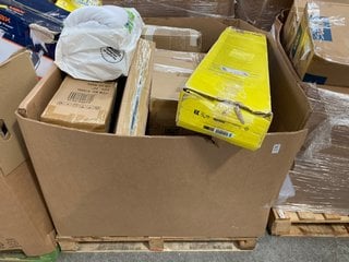 Lot 172  
            Marchington SR16 - Delivery or Collection 

                
PALLET OF ASSORTED ITEMS TO INCLUDE KARCHER TELESCOPIC SPRAY LANCE: LOCATION - A2...