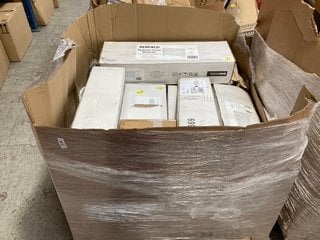 Lot 177  
            Marchington SR16 - Delivery or Collection 

                
PALLET OF ASSORTED ITEMS TO INCLUDE LASSIC BENFIELD MEDIUM RADIATOR COVER IN WHIT...