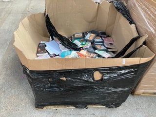 Lot 181  
            Marchington SR16 - Delivery or Collection 

                
PALLET OF ASSORTED ITEMS TO INCLUDE QTY OF CAMDEN CHRISTMAS CARDS: LOCATION - A3 ...