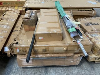 Lot 189  
            Marchington SR16 - Collection 

                
(COLLECTION ONLY) PALLET OF ASSORTED ITEMS TO INCLUDE STORAGE OTTOMAN BED ( BOX 1...