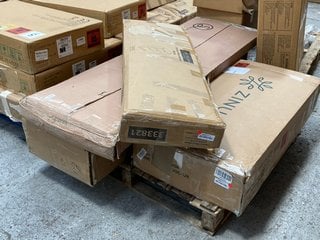Lot 191  
            Marchington SR16 - Delivery or Collection 

                
PALLET OF ASSORTED INCOMPLETE FURNITURE ITEMS TO INCLUDE VIDA DESIGNS 3 DRAWER SH...