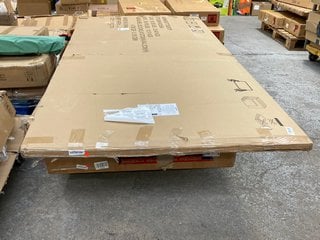 Lot 193  
            Marchington SR16 - Delivery or Collection 

                
PALLET OF ASSORTED ITEMS TO INCLUDE WOODEN OTTOMAN SMALL DOUBLE BED FRAME ( BOX 2...