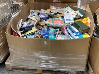 Lot 210  
            Marchington SR16 - Delivery or Collection 

                
PALLET OF ASSORTED BOOKS TO INCLUDE BLACKFISH CITY BY SAM J MILLER: LOCATION - A5...
