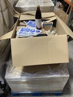 Lot 275  
            Marchington SR16 - Collection 

                
(COLLECTION ONLY) PALLET OF ASSORTED ITEMS TO INCLUDE QTY OF ORGANIC CRANBERRY JU...