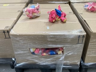 Lot 29  
            Marchington SR16 - Delivery or Collection 

                
QTY OF GO DOG DINOS CHEW GUARD TECHNOLOGY PLUSH SQUEAKER: LOCATION - B2 (KERBSIDE...