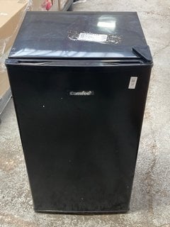 Lot 37  
            Marchington SR16 - Delivery or Collection 

                
COMFEE UNDERCOUNTER MINI FRIDGE IN BLACK - MODEL: RCD93BL2: LOCATION - B3