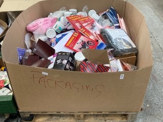 Lot 43  
            Marchington SR16 - Delivery or Collection 

                
PALLET OF ASSORTED ITEMS TO INCLUDE QTY OF POLY POCKET PORTFOLIOS: LOCATION - B3 ...