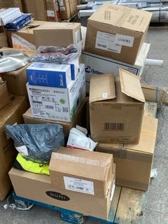 Lot 58  
            Marchington SR16 - Delivery or Collection 

                
PALLET OF ASSORTED ITEMS TO INCLUDE V FOLD FLIGHT HAND TOWELS: LOCATION - B4 (KER...