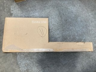 Lot 74  
            Marchington SR16 - Delivery or Collection 

                
SAMSUNG Q700C SOUNDBAR IN BLACK - ORIGINAL RRP:£302: LOCATION - B4