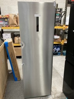 Lot 9  
            Marchington SR16 - Delivery or Collection 

                
AEG FREESTANDING LARDER FRIDGE IN GREY - MODEL: RKB638E2MX: LOCATION - B1