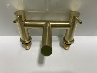 Lot 1047  
            Marchington SR19 - Delivery or Collection 

                
DECK MOUNTED BATH FILLER IN BRUSHED BRASS - RRP £220: LOCATION - RACKING 3