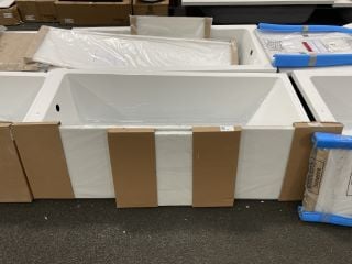 Lot 1124  
            Marchington SR19 - Delivery or Collection 

                
1700 X 700MM NTH SINGLE ENDED BATH WITH SIDE & END PANEL - RRP £469: LOCATION - A6