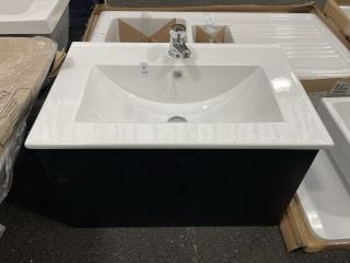 Lot 1141  
            Marchington SR19 - Collection 

                
(COLLECTION ONLY) WALL HUNG 1 DRAWER SINK UNIT IN BLACK ASH WITH A 610 X 400MM 1T...