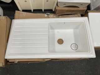 Lot 1158  
            Marchington SR19 - Collection 

                
(COLLECTION ONLY) SINGLE BOWL REVERSIBLE DRAINER CERAMIC KITCHEN SINK 1010 X 520M...