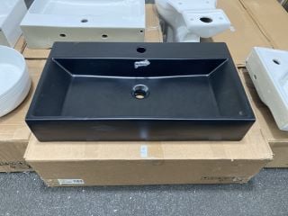 Lot 1161  
            Marchington SR19 - Delivery or Collection 

                
750 X 420MM 1TH CERAMIC COUNTERTOP BASIN IN BLACK - RRP £345: LOCATION - A6