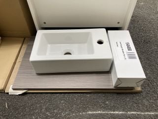 Lot 1167  
            Marchington SR19 - Collection 

                
(COLLECTION ONLY) 605 X 390MM COUNTERTOP WITH SHELF SUPPORT BRACKETS IN BROWN GRE...